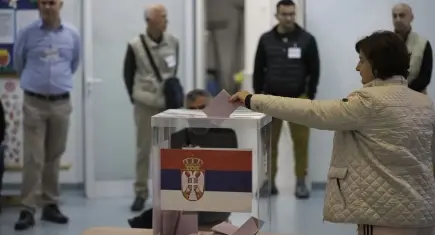 Sırbistan sandık başında