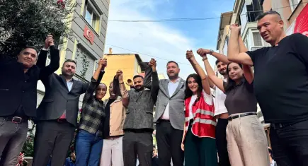 YENİ Parti’den istifa eden 200 kişi yuvalarına, CHP’ye döndü!