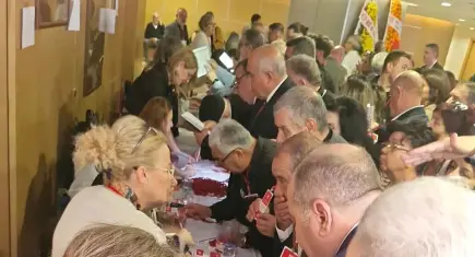 YENİ Parti İzmir Kongresi’nde usul krizi! Seçim süreci aksadı