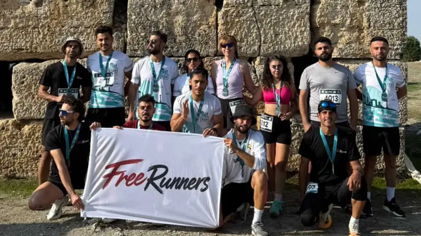 Free Runners rüzgarı Denizli’de esti:Lykos Yarı Maratonu’nda renkli anlar! - Fotoğraf 3