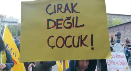 Çocuk emeği ve kamu zararı tepkisi: Eğitim-İş MESEM’in kapatılmasını istedi