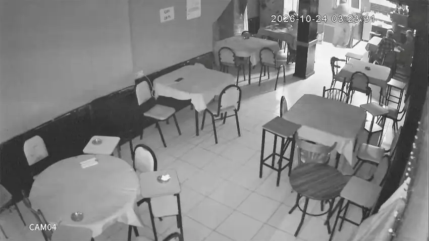 Fatih’te kıraathanede feci kaza: Merdivenlerden düşen 64 adam hayatını kaybetti haberinin görseli