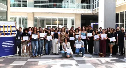İEÜ’den gençlere yapay zeka ve sanal gerçeklik eğitimi