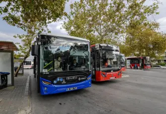 İzmir’de 29 Ekim tarifesi belli oldu! Toplu taşıma 1 kuruş, İZBAN ücretsiz