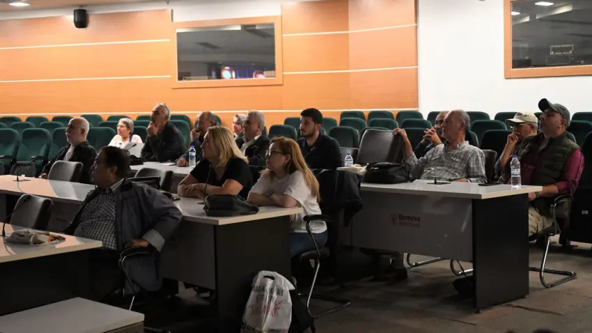 Bornova’da üreticilere zirai ilaç kullanım eğitimi verildi - Fotoğraf 1