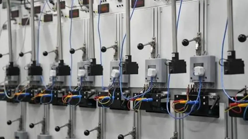 Elektrik faturalarında akıllı dönem: Sayaçlar değişiyor, tüketim cep telefonundan anlık takip edilecek! - Fotoğraf 2