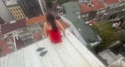 Şişli’deki şüpheli ölümde sır perdesi: Balkondan çatıya geçip düşen Aisulu’nun son sözleri