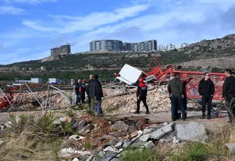 Antalya’daki hortum faciasında 4 gözaltı! 4 işçi derbi izlerken can verdi