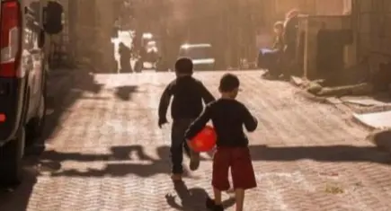 İnsan Hakları Aktivisti Foggo’dan yoksulluk uyarısı: Eğitim çocuklar için umut olmaktan uzaklaşıyor