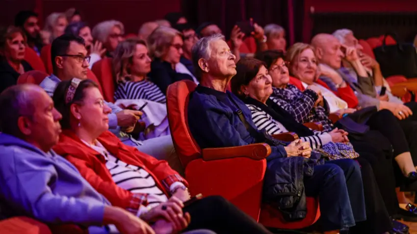 İzmir’de 29 Ekim kutlamaları müzikle başladı: Smyrna Ensemble sahne aldı - Fotoğraf 2