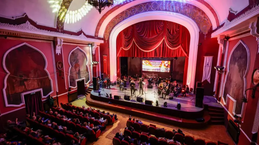 İzmir’de 29 Ekim kutlamaları müzikle başladı: Smyrna Ensemble sahne aldı - Fotoğraf 3