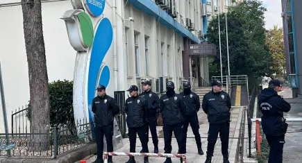 Merkezefendi Belediyesi'ne operasyon! Başkan Şeniz Doğan ve eşi gözaltında