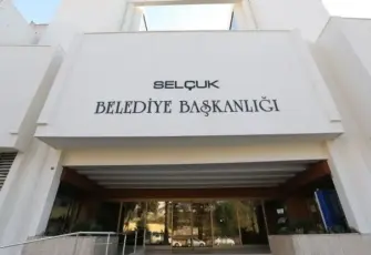 Selçuk Belediyesi’nde hayvanlar için ayrılan kaynak cep telefonu alımına gitti