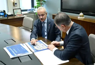 Uraloğlu ve Tugay’dan İzmir’in ulaşımı için kritik görüşme: İkinci çevre yolu masada
