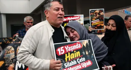 15 yaşındaki genç başından vuruldu; baba tehditlere isyan etti!