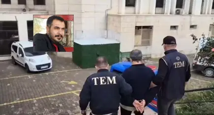 Atatürk'e ve Türk Bayrağına hakaret eden öğretmen tutuklandı!
