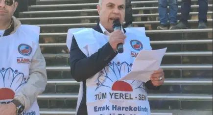 Balçova memurlarından maaş haberlerine bordrolu cevap