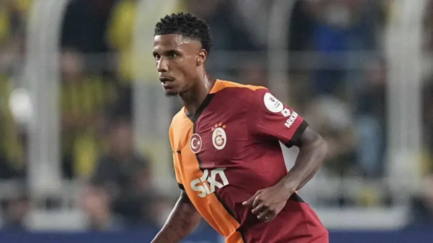 Galatasaraylı Ismail Jakobs'tan milli takıma veda kararı! haberinin görseli