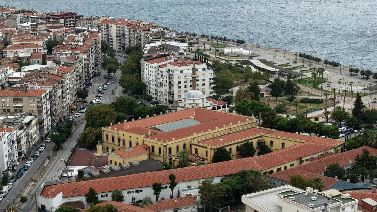 İzmir’in köklü meslek lisesi 158 yıldır sanayiye nitelikli eleman yetiştiriyor