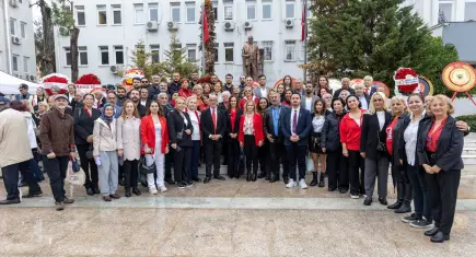 Karşıyaka’da Cumhuriyet’in 103. yılı coşkuyla kutlanıyor