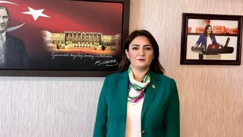 CHP’den Cemil Tugay hakkında suç duyurusu: Basmane Çukuru’nda yeni kriz - Fotoğraf 1