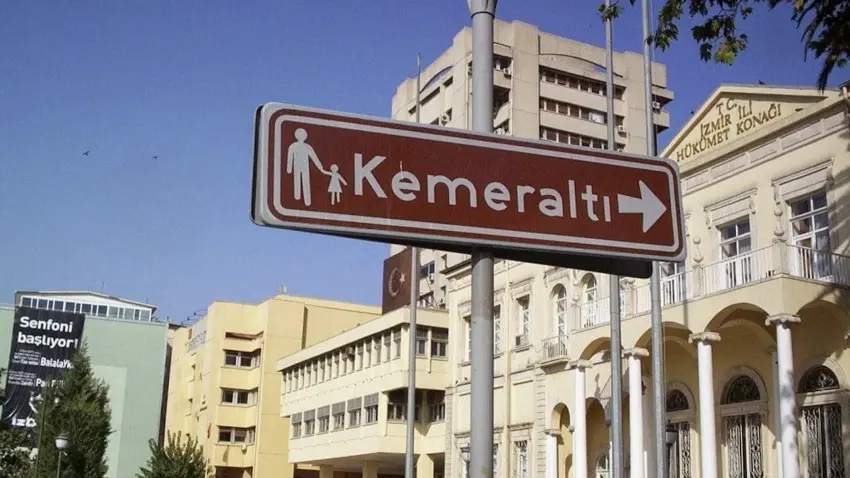 Kemeraltı’nda alışveriş ‘çığırtkan’ eziyetine dönüştü - Fotoğraf 1