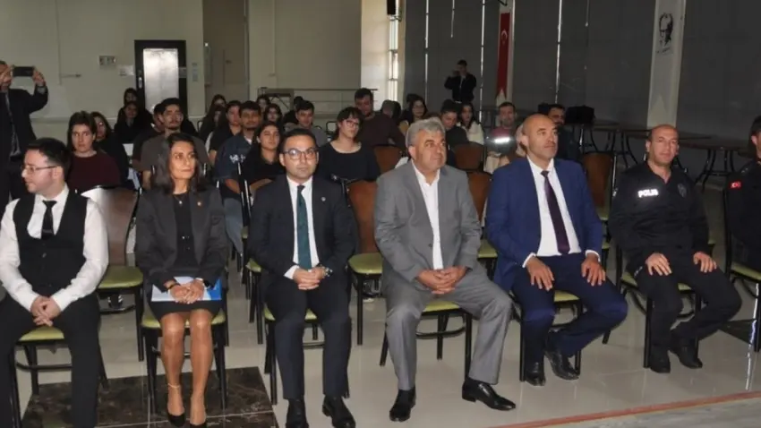 Kiraz Kaymakamı