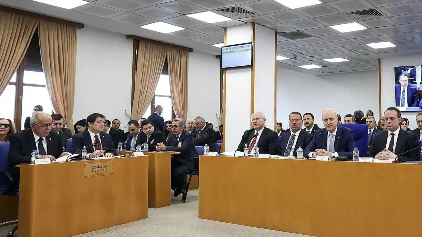 Kurtulmuş’tan Terörsüz Türkiye mesajı: Oyunbozanlık yapan, kurduğu oyunun altında kalır - Fotoğraf 1