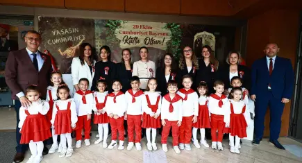 Çocuklardan Başkan Sengel’e 29 Ekim sürprizi