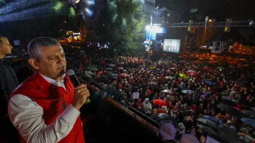 Özgür Özel’den Cumhuriyet mesajı: 86 milyonun ortak çatısı - Fotoğraf 1