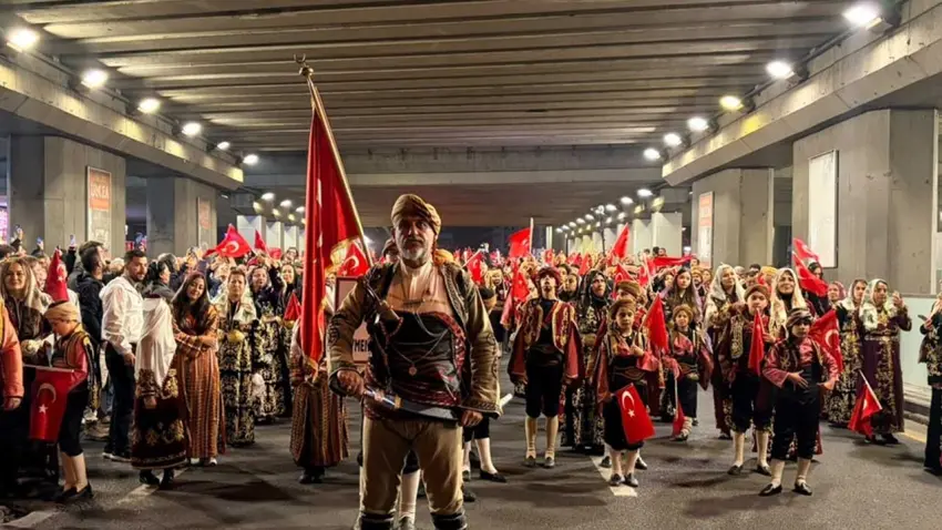 Mansur Yavaş’tan Cumhuriyet mesajı: Makamlar geçici, ilkeler kalıcıdır - Fotoğraf 1