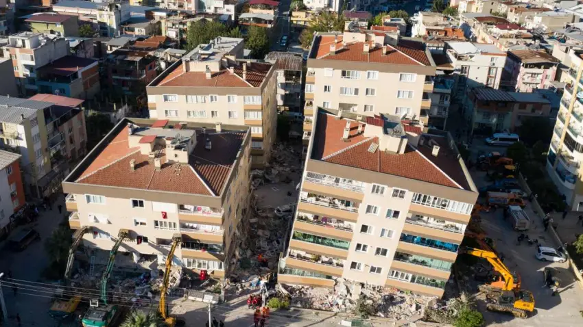 İzmir depreminin üzerinden 6 yıl geçti: 117 can unutulmadı - Fotoğraf 1