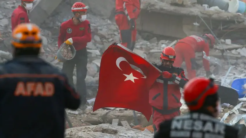 İzmir depreminin üzerinden 6 yıl geçti: 117 can unutulmadı - Fotoğraf 3