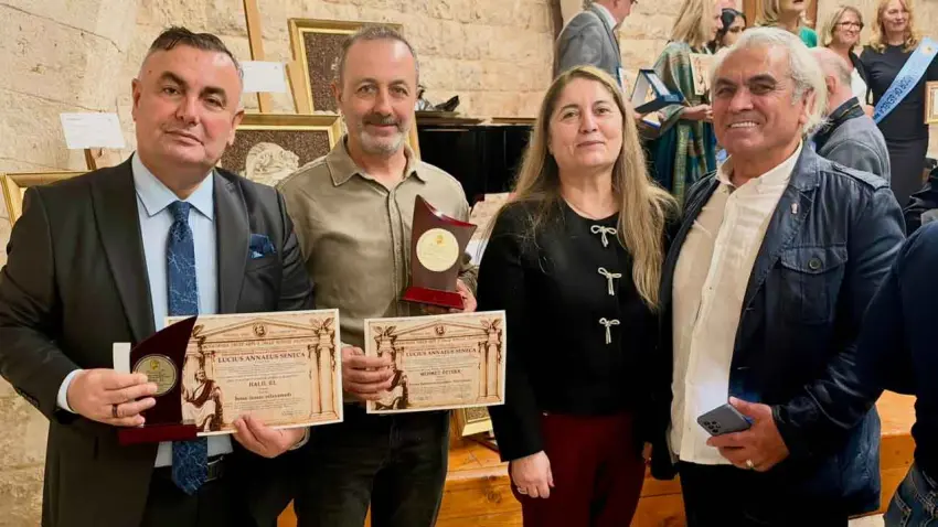 Midyatlı şair Halil El’e İtalya’da uluslararası şiir ödülü haberinin görseli