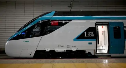 Milli hızlı trende 250 kilometre testi! Bakan Uraloğlu tarih verdi
