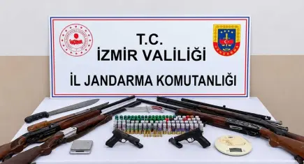 Ödemiş’te silah kaçakçılığı operasyonu: Çok sayıda silah ele geçirildi