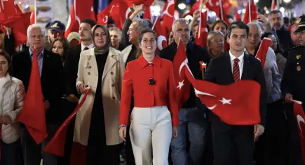 Çeşme’de Cumhuriyetin 103. yılı büyük coşkuyla kutlandı