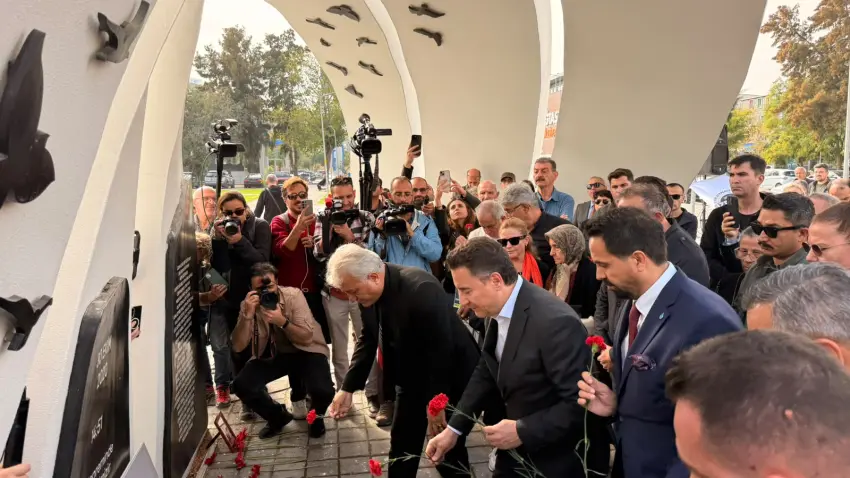 İzmir depreminin 6’ncı yılında 117 can unutulmadı haberinin görseli