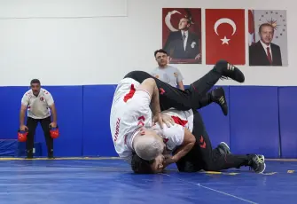 İzmirli veteran güreşçilerden Dünya Şampiyonası’nda madalya başarısı