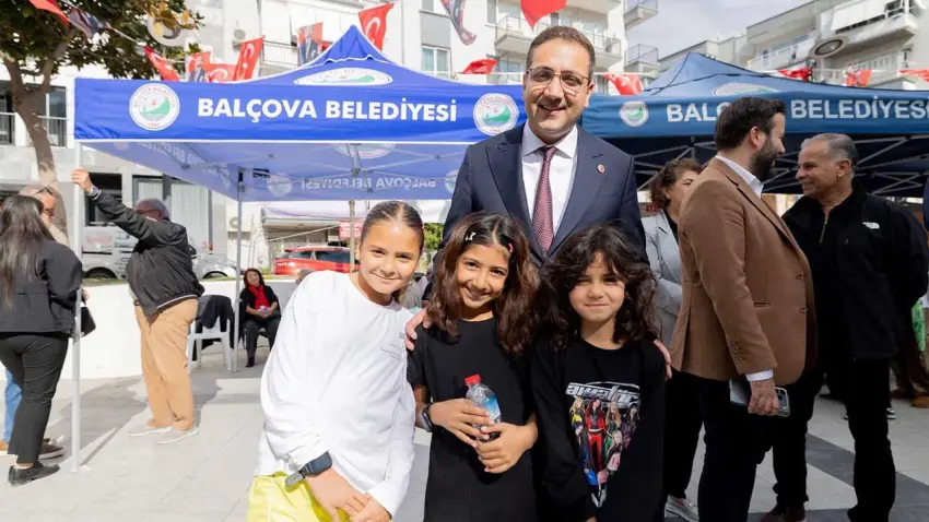 Balçova’da Cumhuriyet coşkusu Yüksek Sadakat konseriyle taçlandı - Fotoğraf 2