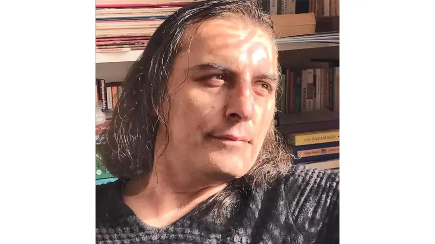 Balkondaki kediler şüphelendirdi, evinde ölü bulundu! - Fotoğraf 2