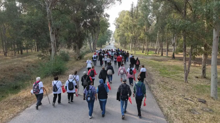 Çiğli’de Cumhuriyet coşkusu spor ve doğa etkinlikleriyle kutlandı - Fotoğraf 1