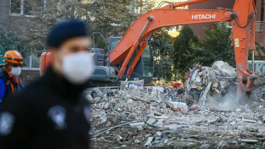 İzmir’de deprem tehlikesi büyüyor, önlemler eksik kalıyor - Fotoğraf 5