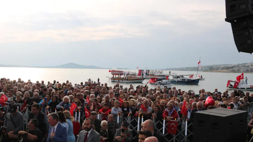 YENİ Parti Genel Başkanı Özgür Özel: YENİ Parti'yi siz kurdunuz! - Fotoğraf 2