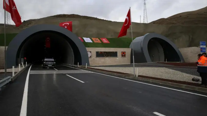Dallıkavak Tüneli açıldı! 20 dakikalık yol 5 dakikaya düştü - Fotoğraf 3