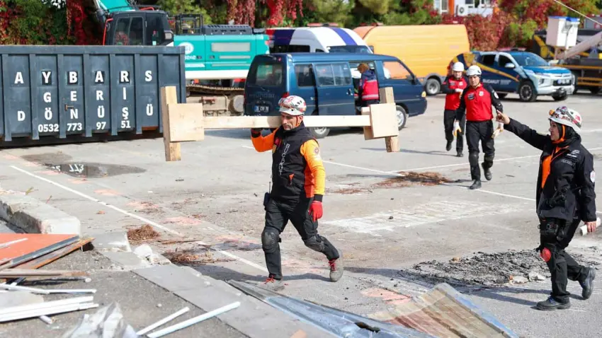 BUCAKUT’tan deprem tatbikatında başarılı performans - Fotoğraf 2
