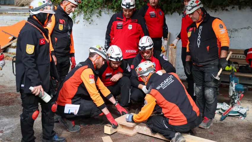 BUCAKUT’tan deprem tatbikatında başarılı performans - Fotoğraf 1
