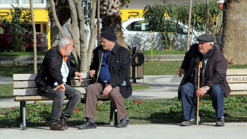 Tedavi bitti, gidecek yer yok: İzmir’de yaşlıların hastane çıkmazı - Fotoğraf 6