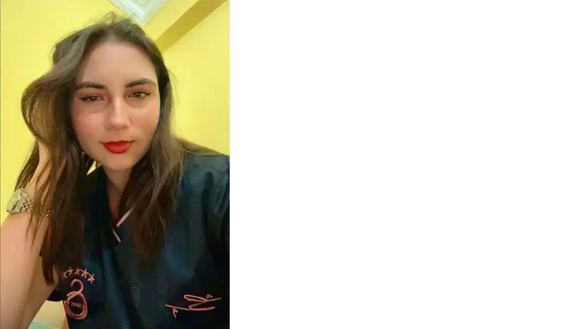 Aydın’da eski sevgilisinin öldürdüğü 21 yaşındaki Kumsal son yolculuğuna uğurlandı - Fotoğraf 1