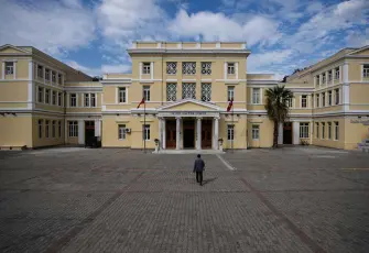 Ünlüleri yetiştiren İzmir Atatürk Lisesi 140 yıldır eğitime katkı sunuyor